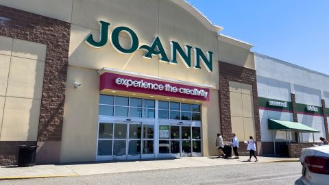 Joann cierra unas 500 tiendas tras declararse en quiebra