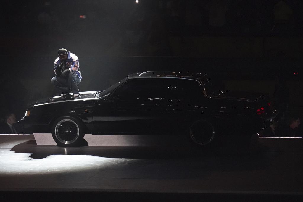 Kendrick Lamar performs in the Apple Music Halftime Show during the NFL Super Bowl 59 football game between the Philadelphia Eagles and the Kansas City Chiefs, Sunday, Feb. 9, 2025 in New Orleans. (AP Photo/Vera Nieuwenhuis)