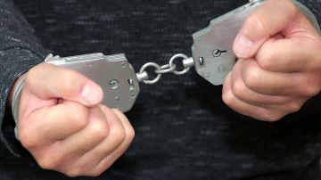 Los robos comenzaron hace dos años y el adolescente fue arrestado el jueves.