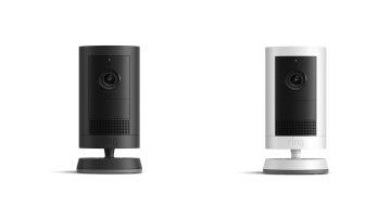 La Ring Outdor Camera Plus puede utilizarse tanto en exteriores como en interiores gracias a su resistencia a los elementos
