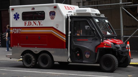 Socorristas de Nueva York enfrentan problemas de salud mental