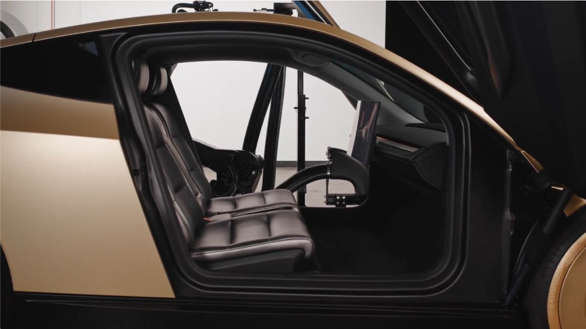 Tesla fabricará miles de robots humanoides este año