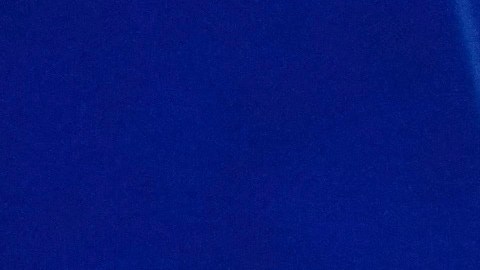 El artista The Weeknd fue presentado por el director de la Academia de la Grabación, Harvey Mason Jr.