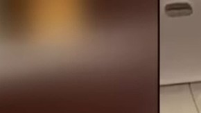 Traslado de cadáver en vuelo comercial