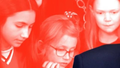 Desde el anuncio de adueñarse de la Franja de Gaza a la eliminación del estatus de protección temporal para los venezolanos, Trump ha seguido adelante con su agenda.