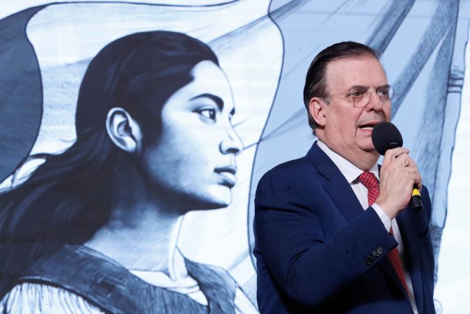 México buscará consultas con EE.UU. ante los "injustos" aranceles de Trump al acero y aluminio