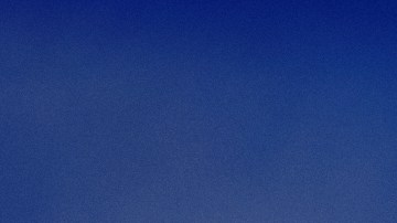 En una cita, preguntan tu signo del zodiaco para averiguar qué tan compatibles son.