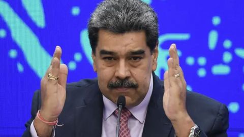 El fin de la licencia de Chevron anunciada por Trump es un duro golpe para las ambiciones económicas del presidente Nicolás Maduro.