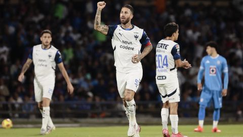 MEX00. CIUDAD DE MÉXICO (MÉXICO), 08/03/2025.- El jugador de Monterrey Sergio Ramos celebra una anotación ante Cruz Azul este sábado, en un partido de la jornada 11 del Torneo Clausura del fútbol mexicano en el Estadio Olímpico Universitario en Ciudad de México (México). EFE/José Méndez