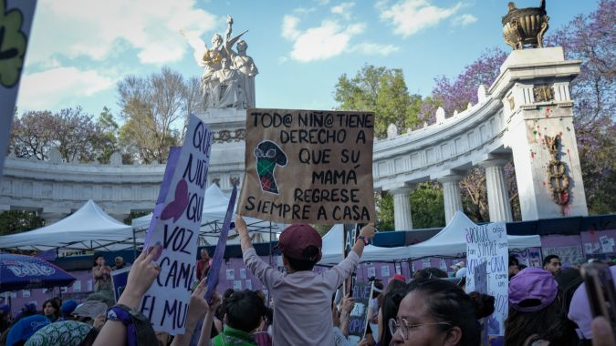 "Gritamos para no volver a callar": así se vivió la marcha del 8 de marzo en México.