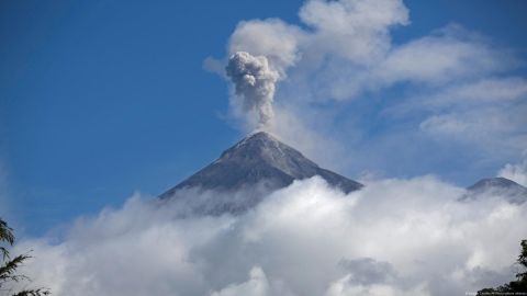 Guatemala: el volcán de Fuego, en fase de "erupción masiva"