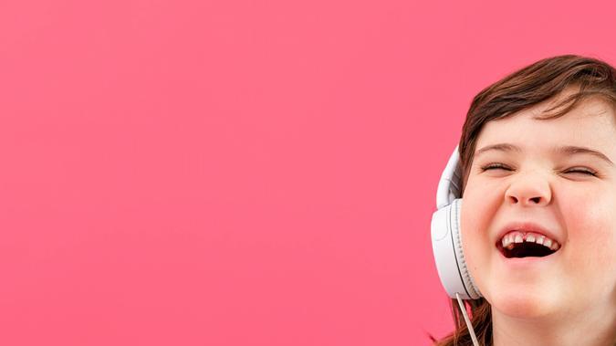 Para los niños es muy importante poder aprender a filtrar los ruidos y a concentrarse, dice la experta Schmitz-Salue.