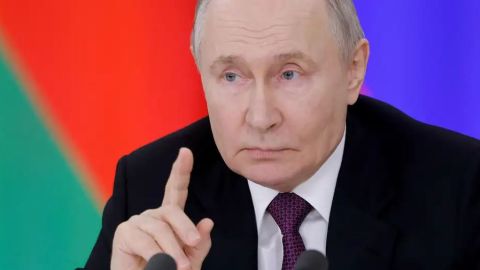 Putin dice apoyar tregua con Ucrania, pero con matices