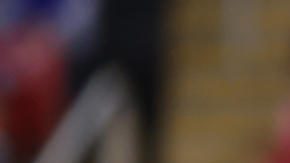 AME7048. GUADALAJARA (MÉXICO), 05/03/2025.- André Jardine director técnico de América da instrucciones este miércoles, en el partido de ida de los octavos de final de la Copa de Campeones Concacaf entre Guadalajara y América en el Estadio Akron en Guadalajara (México). EFE/ Francisco Guasco