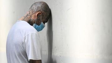 "Me preocupa que me agarren por tener tatuajes": el temor de un migrante venezolano a ser vinculado con el Tren de Aragua en medio de las deportaciones desde EE.UU. a la megacárcel de El Salvador