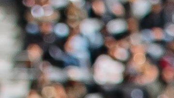 AME9685. LOS ÁNGELES (ESTADOS UNIDOS), 16/03/2025.- Fotografía cedida por los Los Angeles FC (LAFC) de Denis Bouanga (c) controlando un balón este sábado, durante un partido por la cuarta jornada de la MLS entre Los Angeles FC y Austin FC en el estadio Banc of California en Los Ángeles (Estados Unidos). Los Angeles FC (LAFC) tropezó en casa contra el Austin y ha perdido sus últimos tres partidos contando todas las competiciones mientras que, por el contrario, los Vancouver Whitecaps extendieron su magnífico arranque en la MLS con cuatro triunfos seguidos. EFE/ Los Angeles Fc SOLO USO EDITORIAL/SOLO DISPONIBLE PARA ILUSTRAR LA NOTICIA QUE ACOMPAÑA (CRÉDITO OBLIGATORIO)