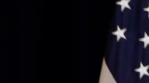 Los gobiernos de Nayib Bukele y Donald Trump hicieron un acuerdo para encerrar en El Salvador a inmigrantes detenidos en EE.UU.