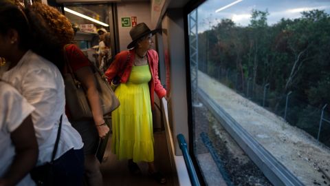 El Tren Maya recorre cinco estados mexicanos Chiapas, Tabasco, Campeche, Yucatán y Quintana Roo.