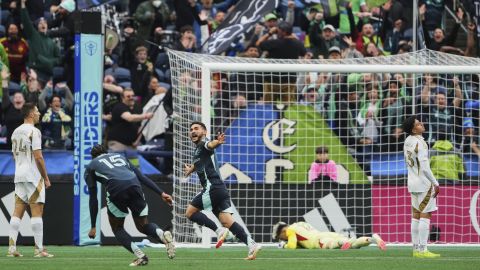 Los Sounders golearon al LAFC.