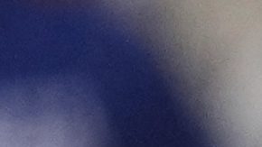 Teoscar Hernández es felicitado por Mookie Betts (izq.) luego de batear un jonrón de tres carreras que puso arriba a los Dodgers contra Detroit en su juego inaugural en Los Ángeles. Atestiguan Freedie Freeman y Shohei Ohtani.