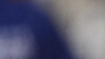 Teoscar Hernández es felicitado por Mookie Betts (izq.) luego de batear un jonrón de tres carreras que puso arriba a los Dodgers contra Detroit en su juego inaugural en Los Ángeles. Atestiguan Freedie Freeman y Shohei Ohtani.