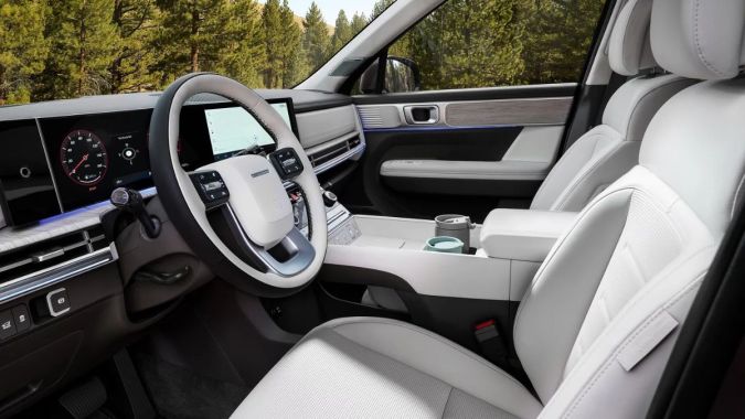 Así es el interior del Hyundai Santa Fe 2025