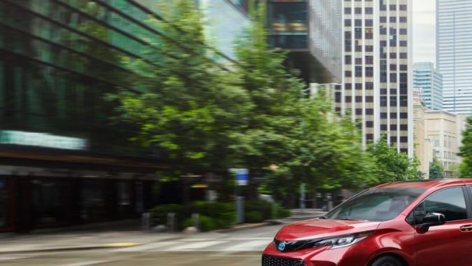 Así luce la muy atractiva Toyota Sienna 2025