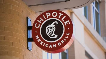 CEO de Chipotle explica la estrategia que usarán para mitigar el impacto de los aranceles de Trump