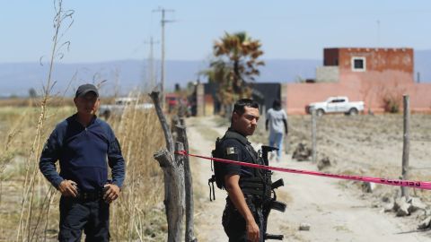 Autoridades federales criticaron la inoperancia del gobierno local en la investigación del caso.