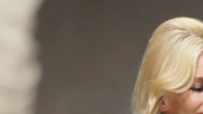 In this Friday, Sept. 22, 2017 file photo, Claudia Shiffer, Donatella Versace, Naomi Campbell, Cindy Crawford and Helena Christensen on the catwalk at the end of the Versace women's Spring/Summer 2018 fashion collection, presented in Milan, Italy. Versace has become the latest fashion house to eliminate fur from its collections, joining Gucci, Giorgio Arman, Hugo Boss among others. (AP Photo/Luca Bruno, file)