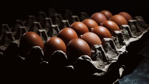 Gripe aviar en EE. UU. incautaciones de huevos superan las cifras de fentanilo