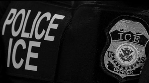 ICE mantiene operativos contra cualquier indocumentado.