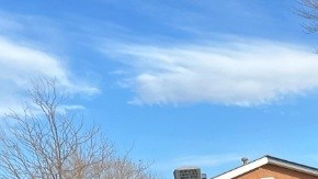 ICE publicó fotos de dos personas arrestadas en Nuevo México, pero sin dar detalles.