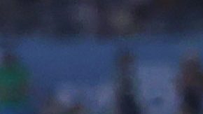 José Córdoba, jugador que cometió el penal decisivo, disputa un balón con Roberto Alvarado.