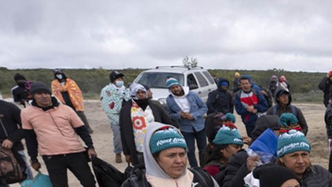 Inmigrantes en proceso de deportación