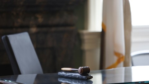 El Servicio de Inmigración y Control de Aduanas dijo que seguirá investigando a personas involucradas en actividades de apoyo a Hamás.