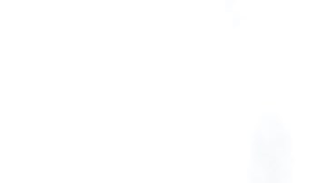 Un sistema de alerta temprana aérea utiliza radares para detectar aviones y embarcaciones.