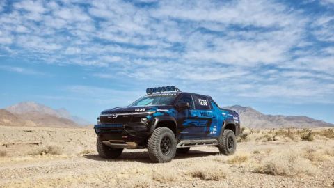 La monstruosa Chevrolet Silverado diseñada para el desierto
