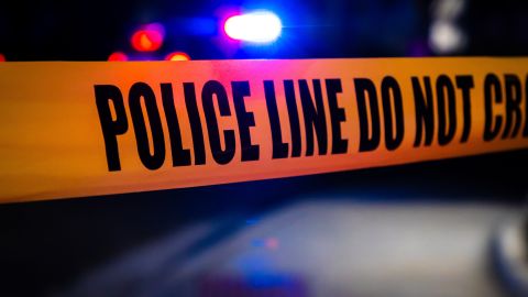 La policía arrestó a Christopher Miller y lo acusó de asesinato.