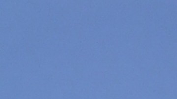 El extrabajador de USPS podría enfrentar una pena máxima de 30 años por el cargo de fraude bancario y cinco años por el cargo de robo de correo.