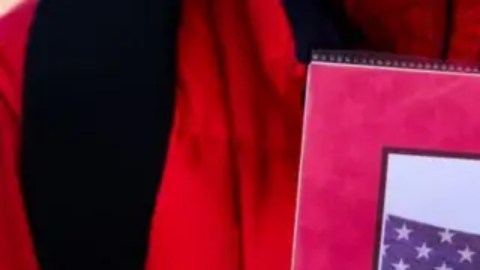 El presidente Donald Trump y el primer ministro Mark Carney quedaron en "renegociar exhaustivamente" la relación entre ambos países.