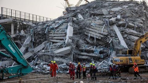 Por qué el terremoto en Myanmar se sintió desde tan lejos y otras 3 preguntas sobre la tragedia