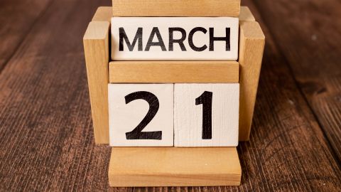 El 21 de marzo se celebran a destacados santos.