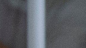 La secretaria de Seguridad Nacional, Kristi Noem, en el Centro de Confinamiento de Terroristas en Tecoluca, El Salvador, el 26 de marzo.