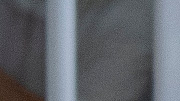 La secretaria de Seguridad Nacional, Kristi Noem, en el Centro de Confinamiento de Terroristas en Tecoluca, El Salvador, el 26 de marzo.