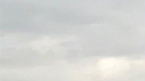 Jordan H.S. está a lado de la recicladora Atlas Iron & Metal Company.