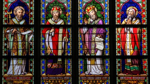 El santoral honra a santos que dejaron legado espiritual.