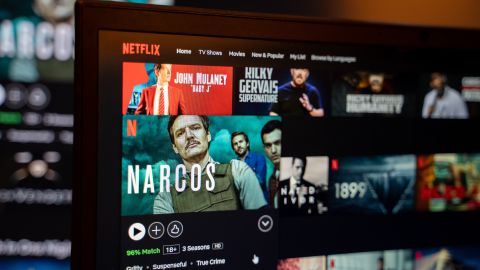 Mensualmente, Netflix actualiza su catálogo, bien sea añadiendo títulos o eliminado los que considere acertados.