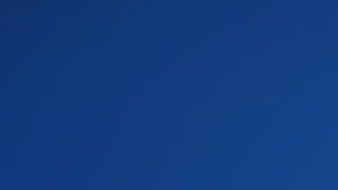 El hombre fue declarado muerto en un hospital tras haber sido sacadod el agua por otros bañistas.