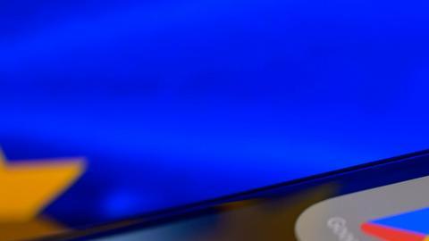 Cuantiosas multas de la Comisión Europea a Apple y a Meta